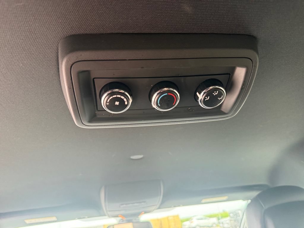Used 2019 Dodge Grand Caravan SXT FWD image 34