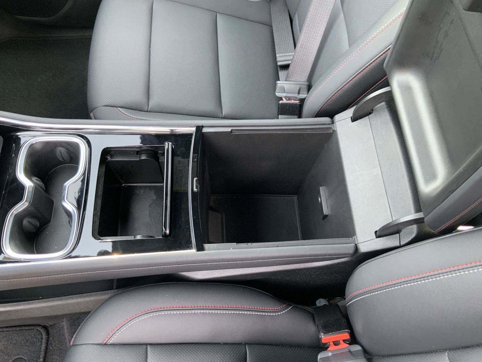 Used 2024 Chevrolet Traverse Z71 w/ Enhanced Driving Package image 53