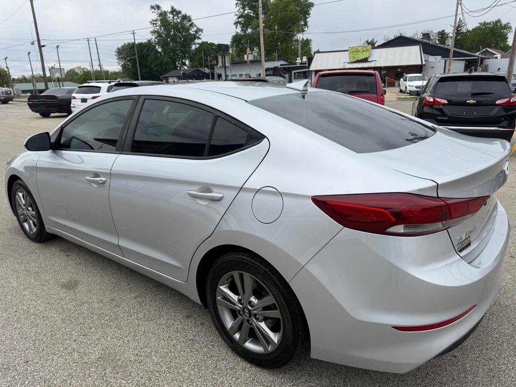 Used 2018 Hyundai Elantra SEL w/ Cargo Package FWD image 6