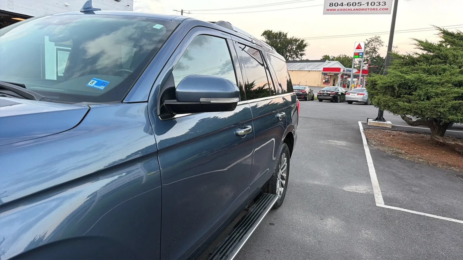 Used 2018 Ford Expedition Limited w/ Equipment Group 301A AWD/4WD image 15