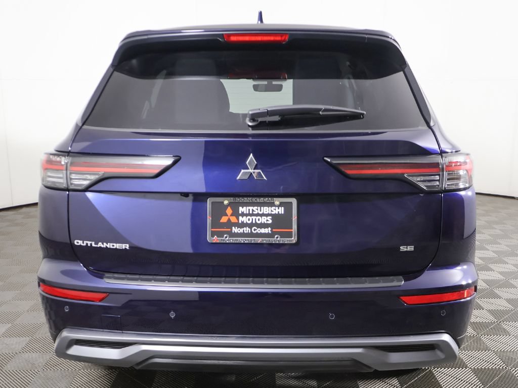 New 2026 Mitsubishi Outlander SE FWD image 14