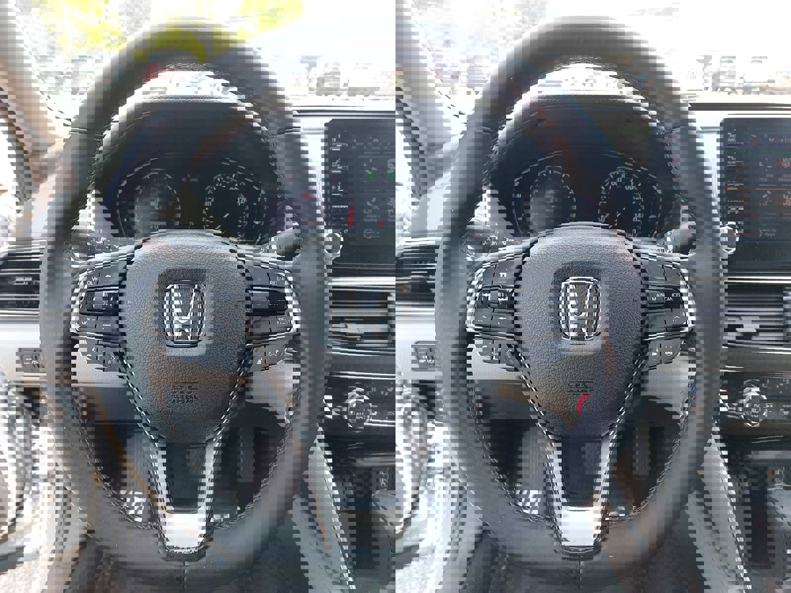 Used 2018 Honda Accord EX-L image 16