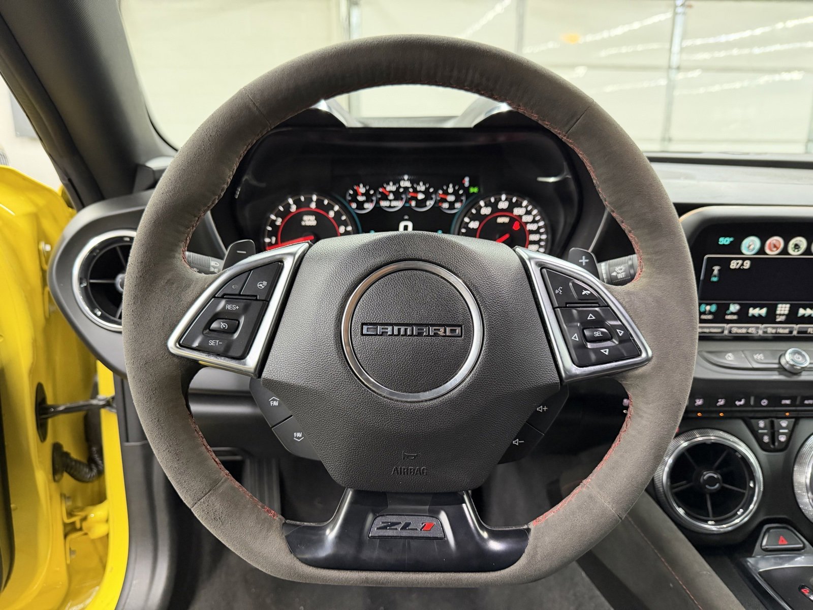 Used 2018 Chevrolet Camaro ZL1 image 13