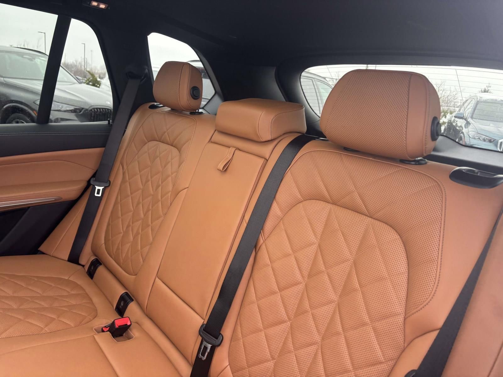 New 2026 BMW X5 xDrive40i w/ M Sport Package AWD/4WD image 26