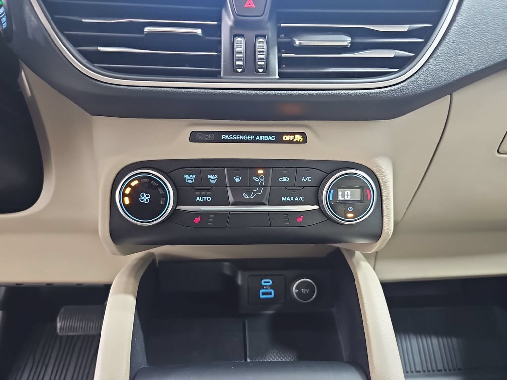 Used 2020 Ford Escape SE AWD/4WD image 27