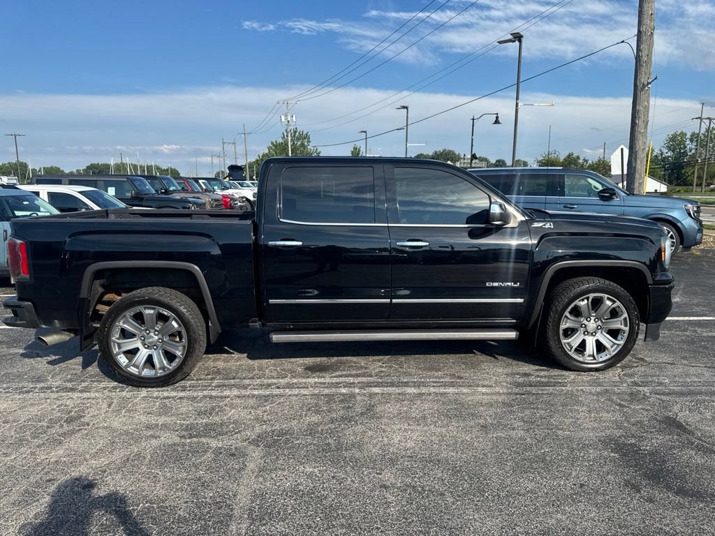 Used 2017 GMC Sierra 1500 Denali w/ Denali Ultimate Package AWD/4WD image 2
