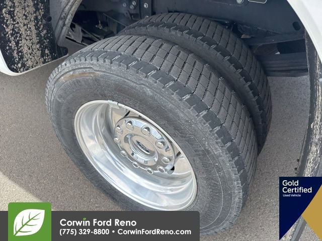 Used 2022 Ford F450 Platinum w/ FX4 Off-Road Package image 19