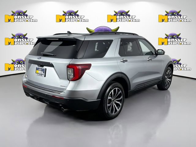 Used 2024 Ford Explorer ST-Line w/ Class IV Trailer Tow Package AWD/4WD image 5