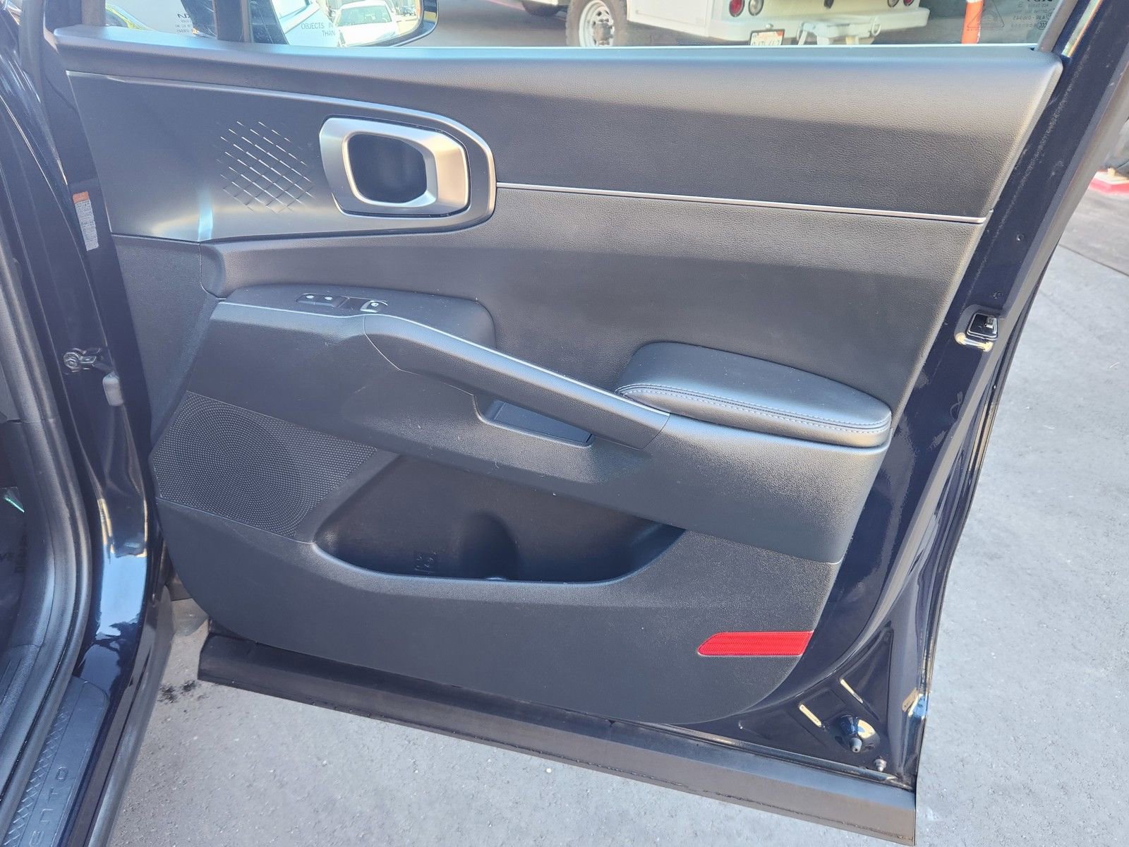 Used 2023 Kia Sorento EX image 51