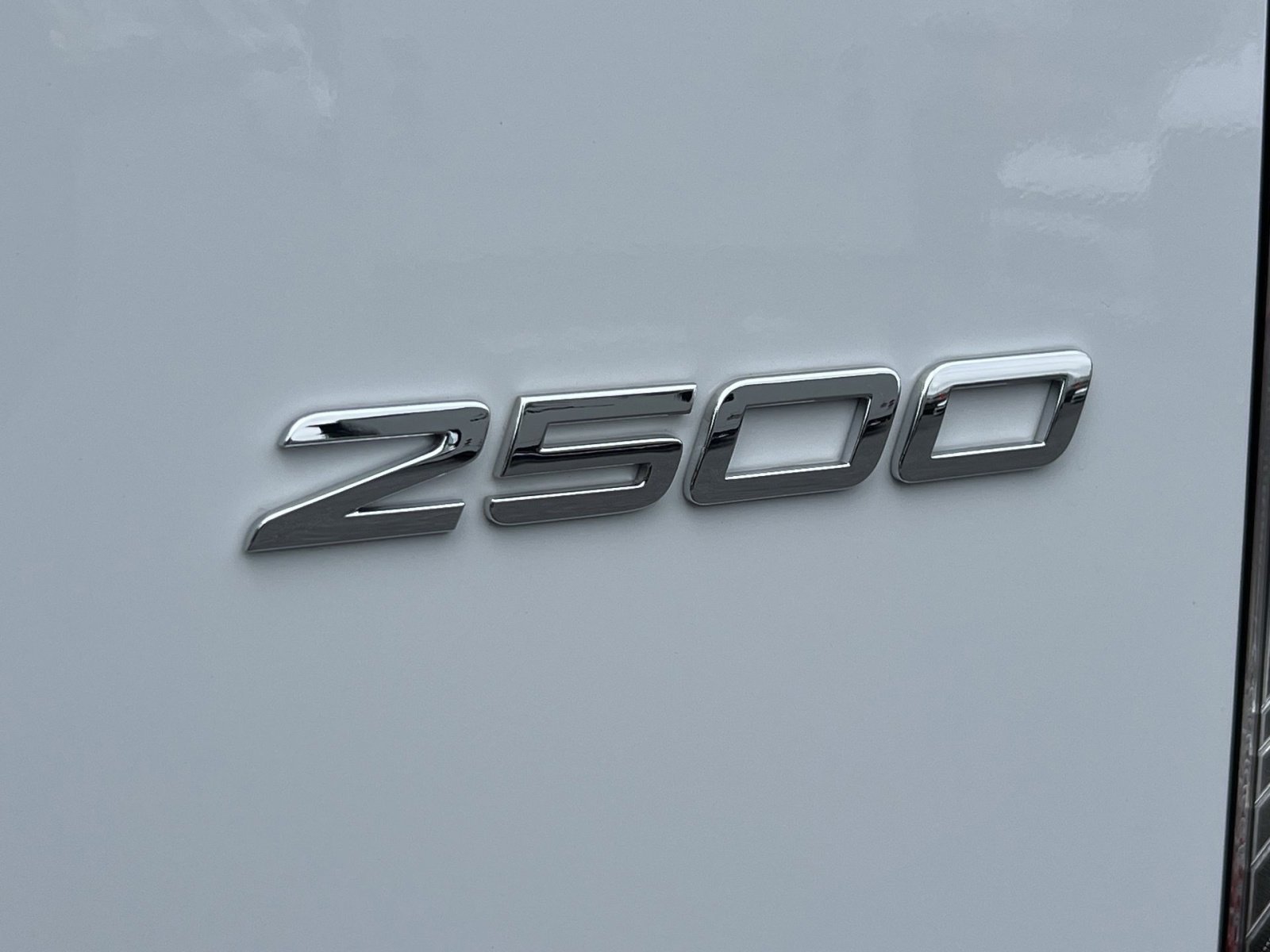 Used 2024 Mercedes-Benz Sprinter 2500 image 29