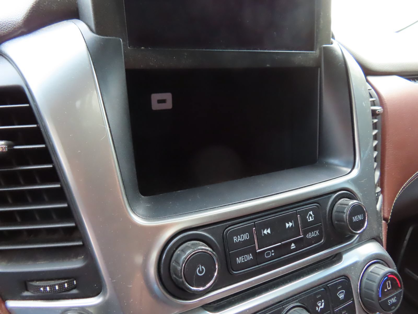 Used 2015 Chevrolet Tahoe LTZ AWD/4WD image 23