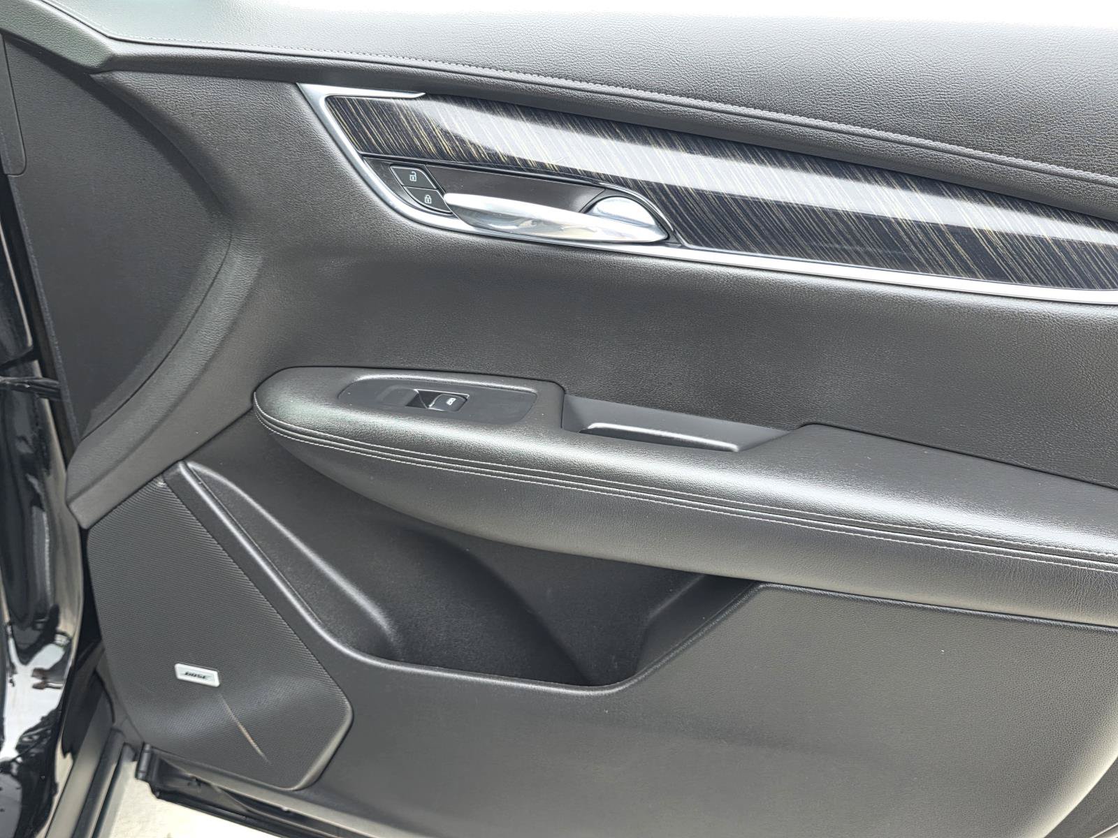Used 2022 Cadillac XT6 Premium Luxury w/ Technology Package FWD image 15
