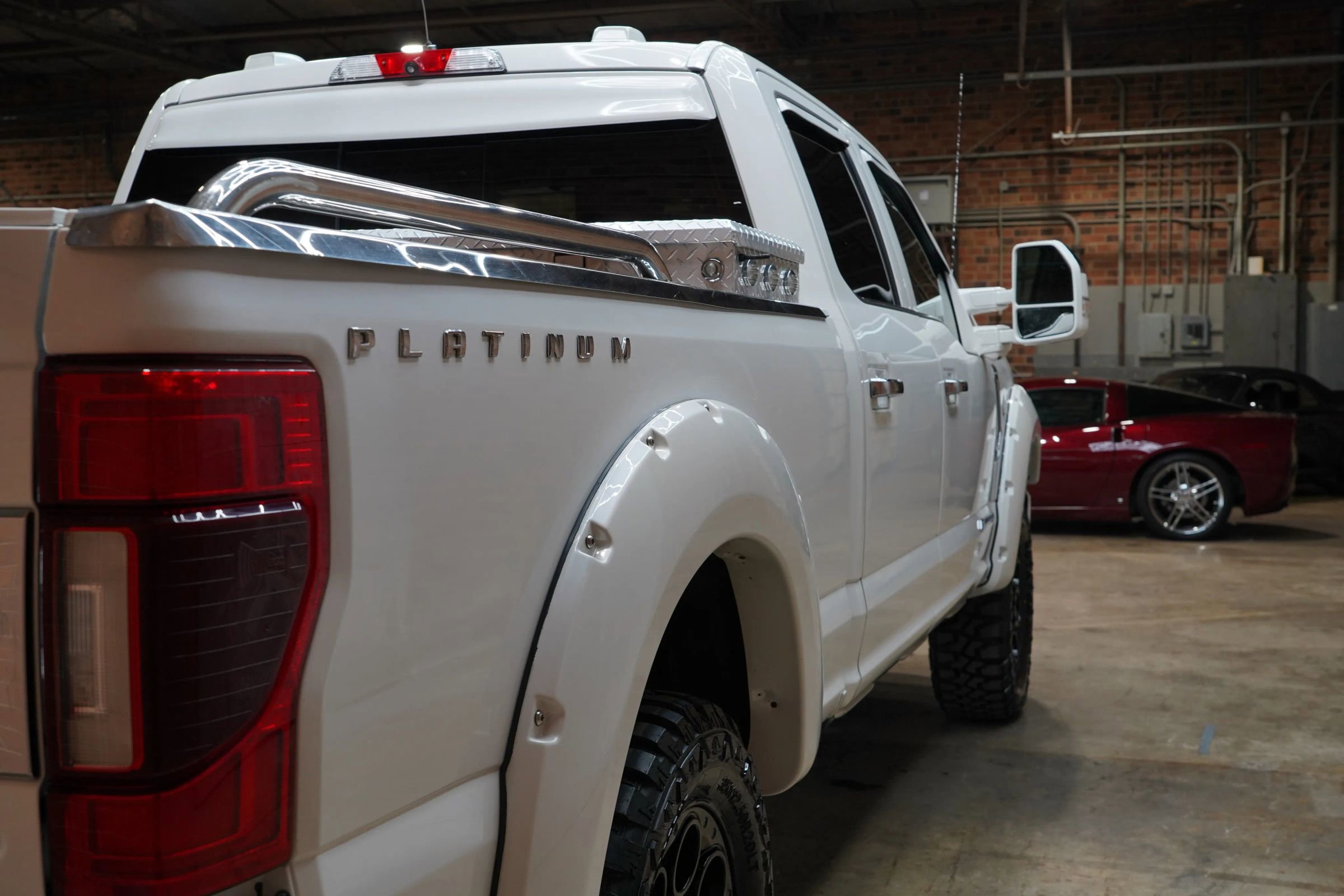 Used 2020 Ford F350 Platinum w/ FX4 Off-Road Package image 15