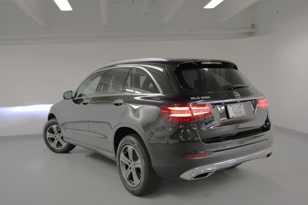 Used 2019 Mercedes-Benz GLC 300 4MATIC image 7