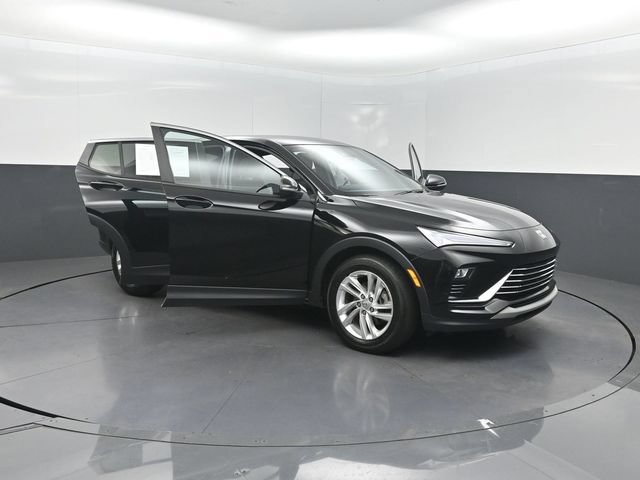 Used 2024 Buick Envista Preferred FWD image 32