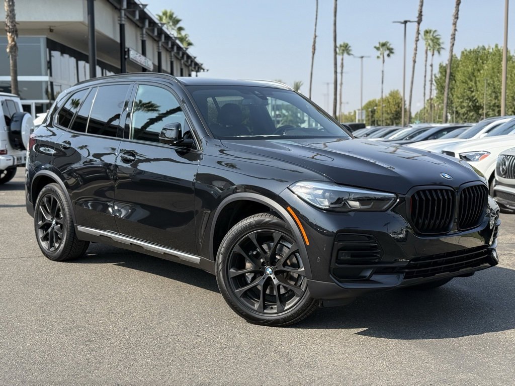 Used 2022 BMW X5 sDrive40i w/ Parking Assistance Package