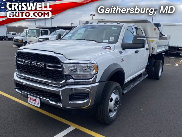 New 2024 RAM 5500 Tradesman w/ Chrome Appearance Group