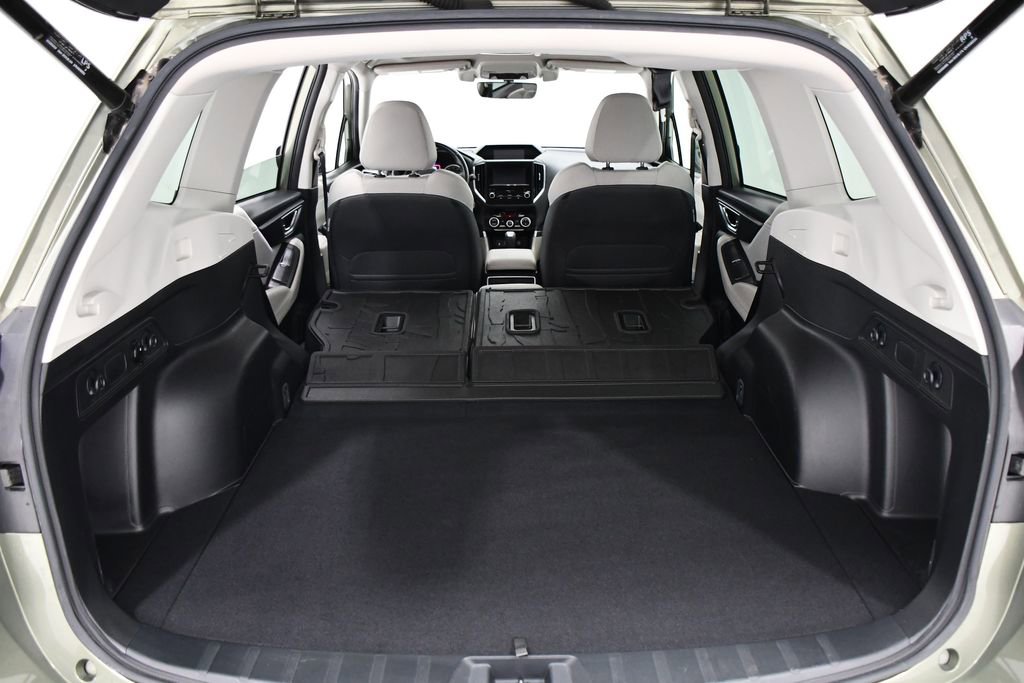 Used 2020 Subaru Forester Premium AWD/4WD image 24