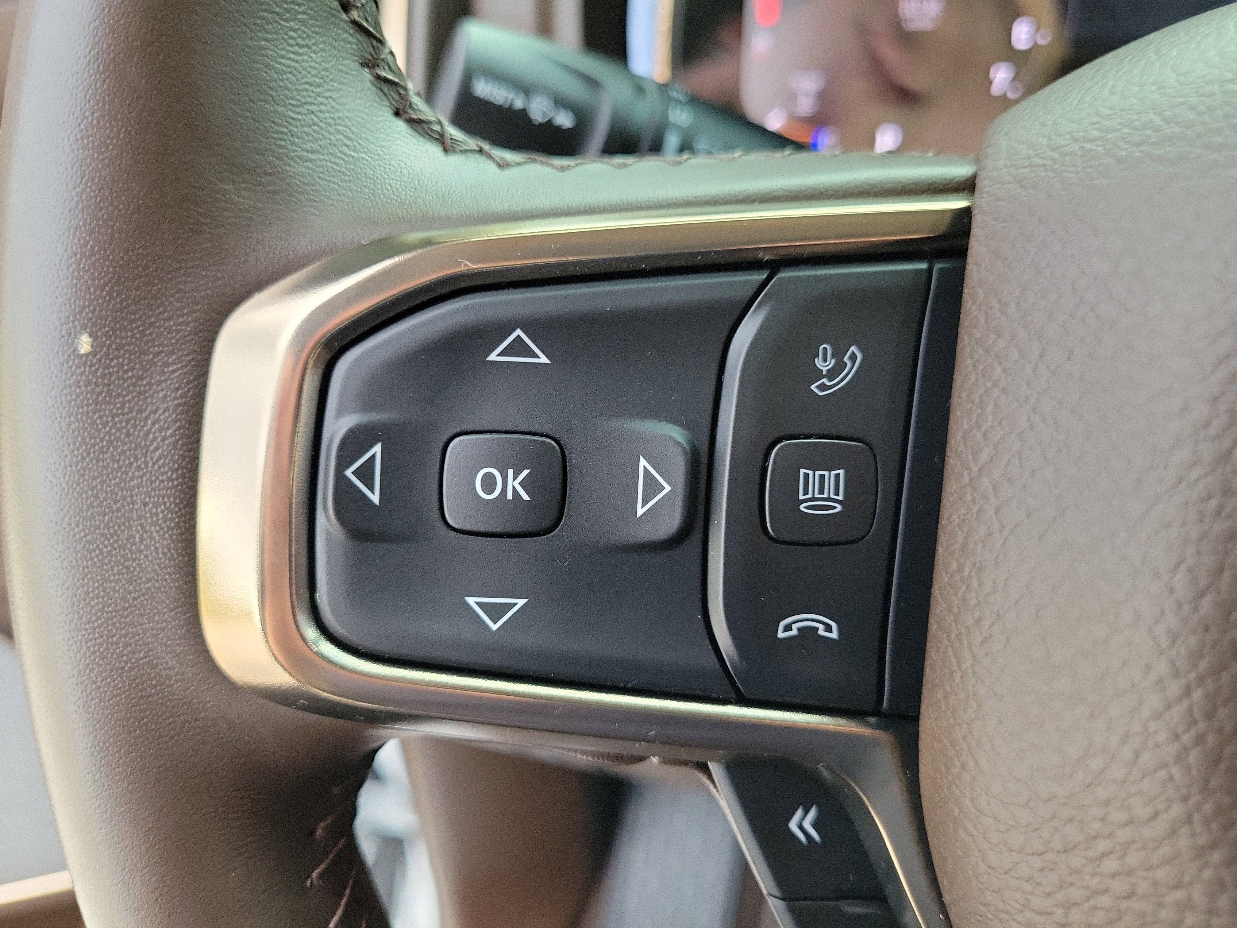 Used 2025 RAM 1500 Limited w/ Trailer Tow Group image 26