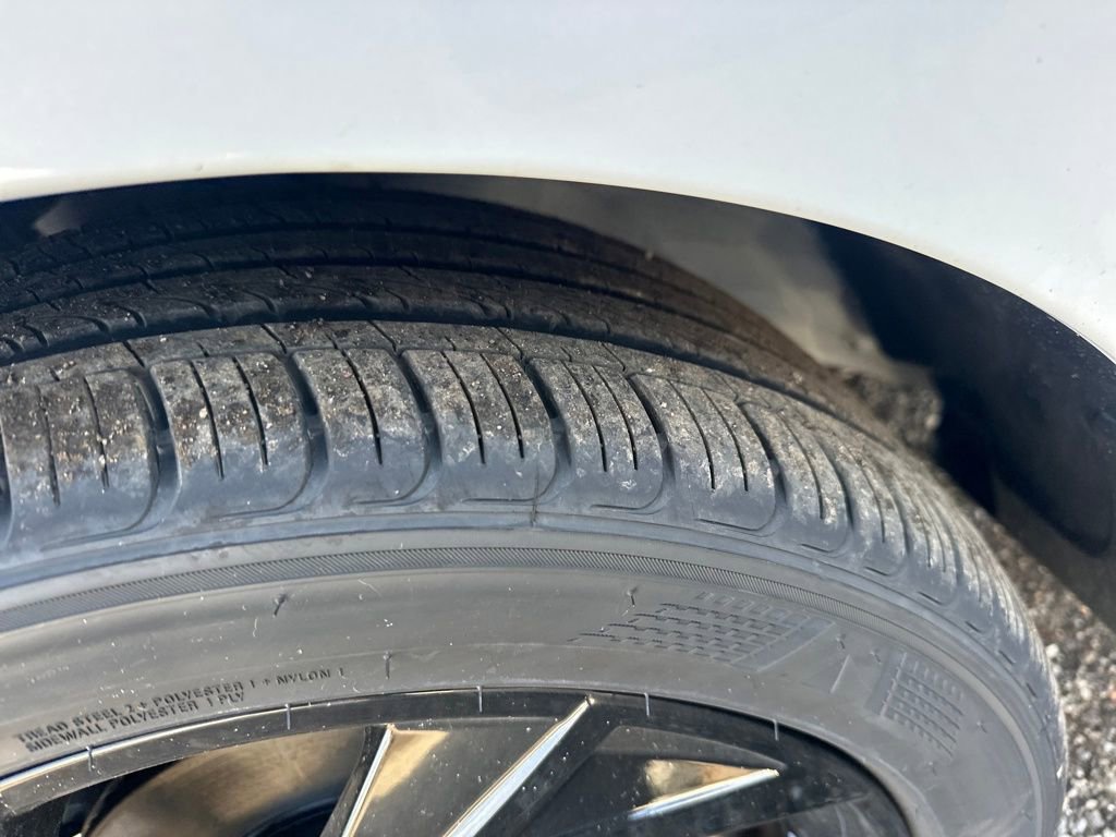 Used 2026 Hyundai Elantra Sport image 10