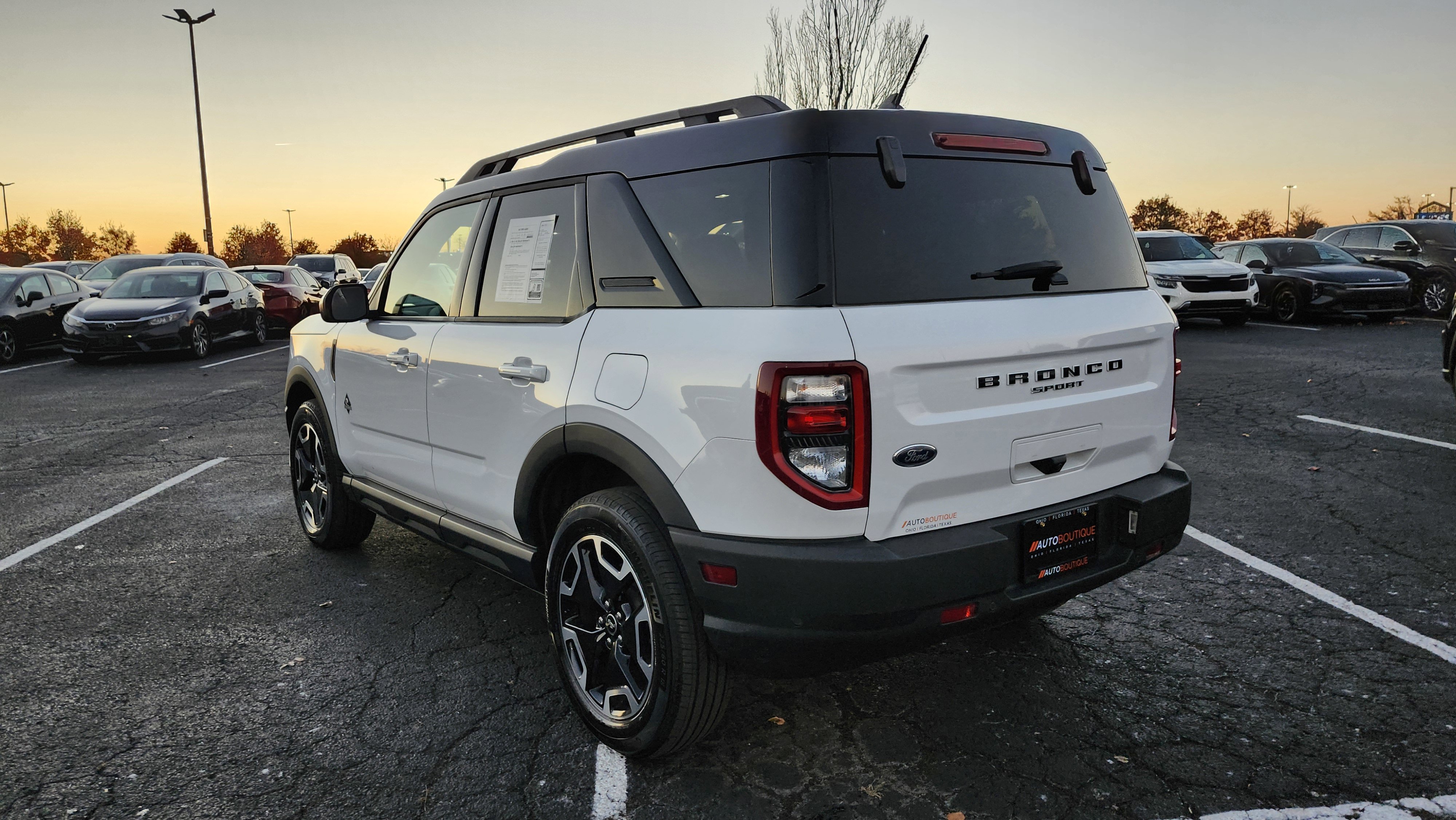 Used 2023 Ford Bronco Sport Outer Banks w/ Tech Package image 16