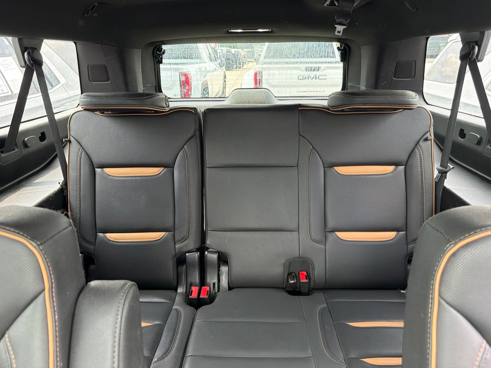 Used 2023 GMC Yukon XL AT4 AWD/4WD image 10