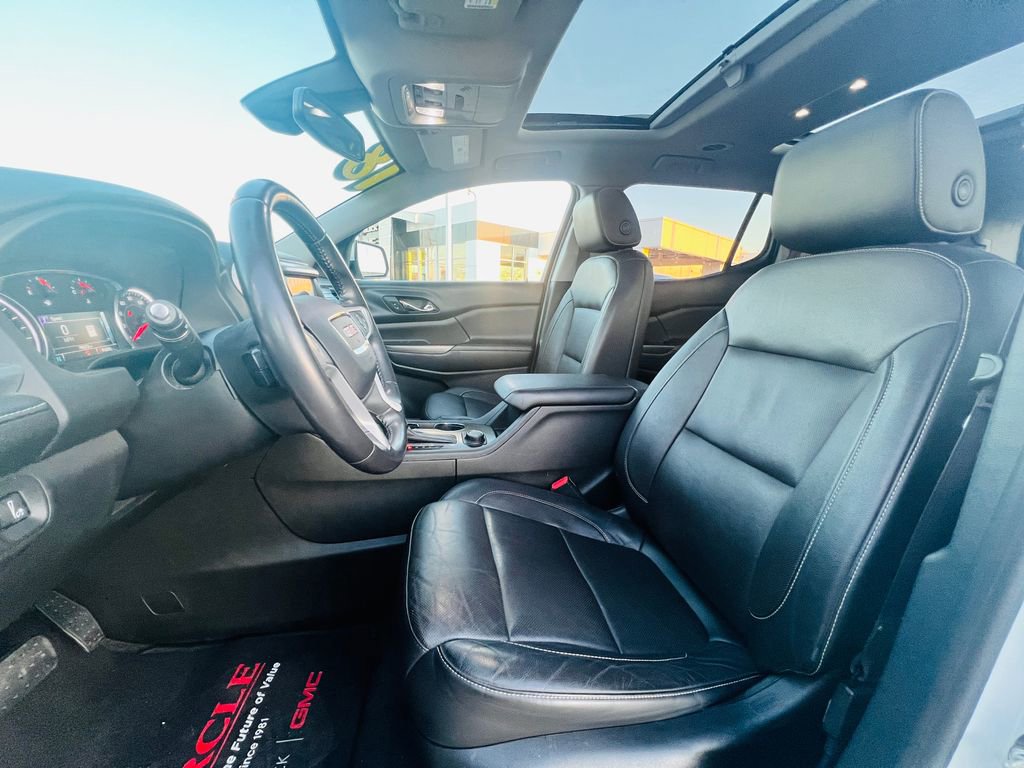 Used 2018 GMC Acadia SLT image 18