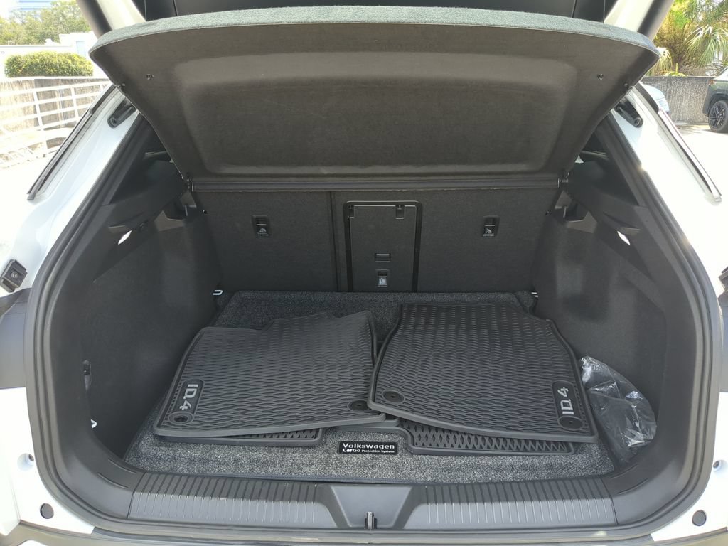 Certified 2025 Volkswagen ID.4 Pro S RWD image 10