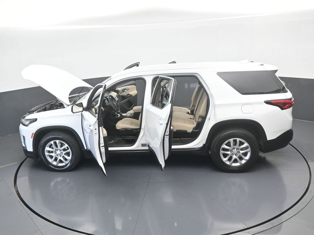 Used 2022 Chevrolet Traverse LS image 67