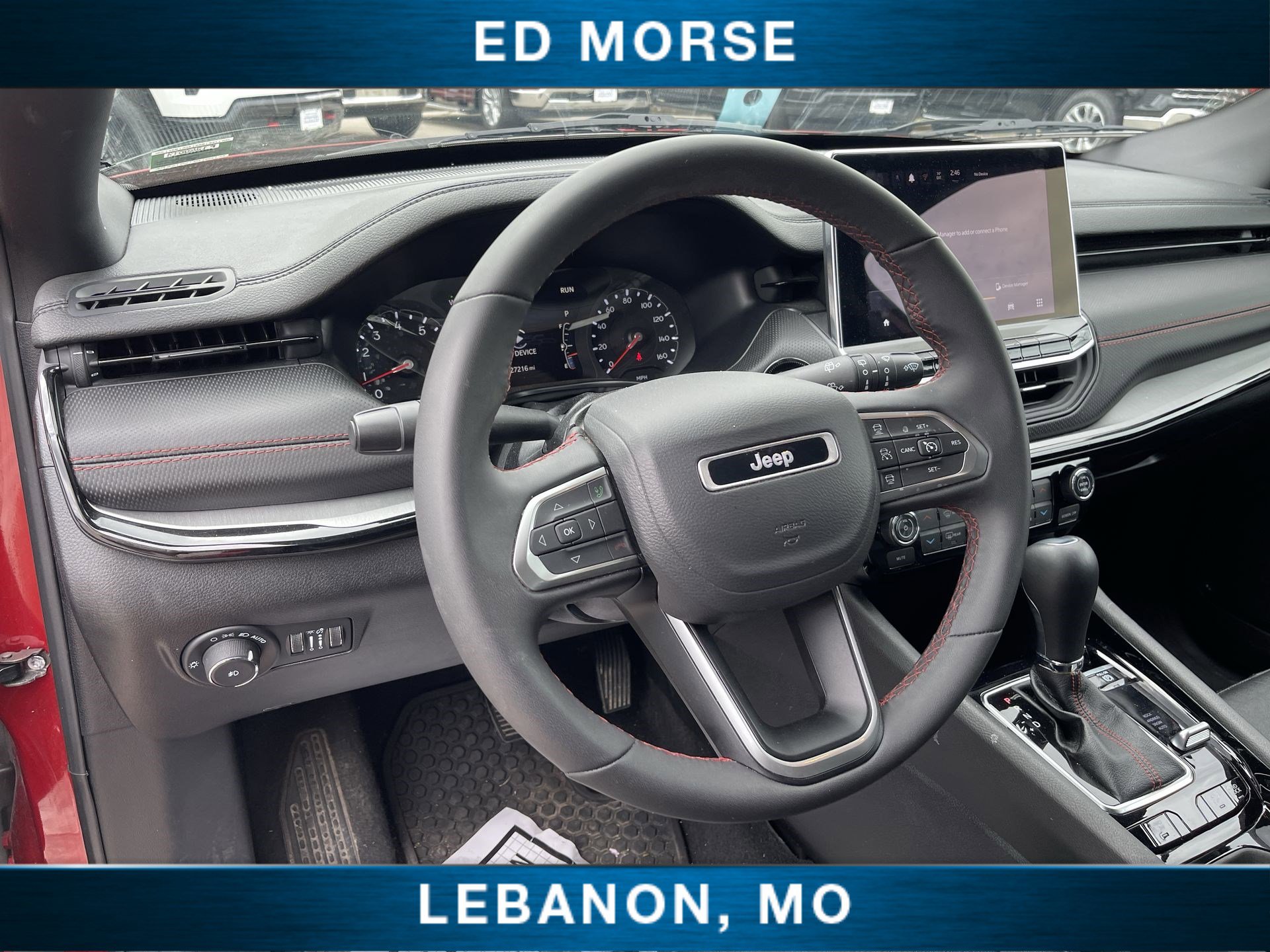 Used 2025 Jeep Compass Trailhawk AWD/4WD image 33