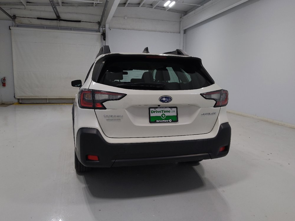 Used 2023 Subaru Outback AWD/4WD image 6
