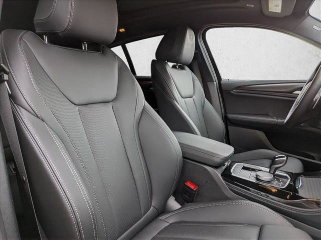 Used 2025 BMW X4 M40i AWD/4WD image 15