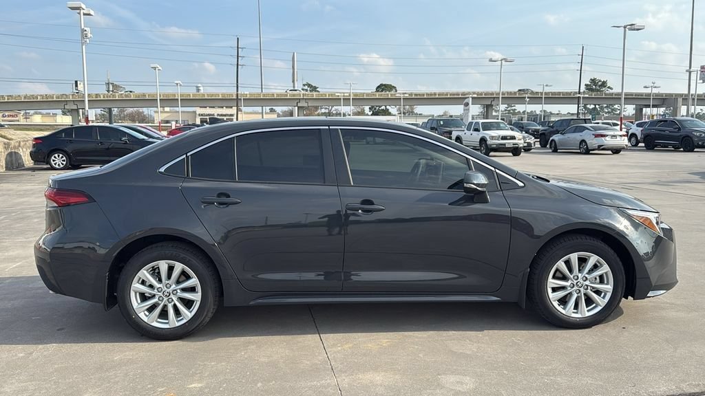 Used 2026 Toyota Corolla XLE FWD image 15