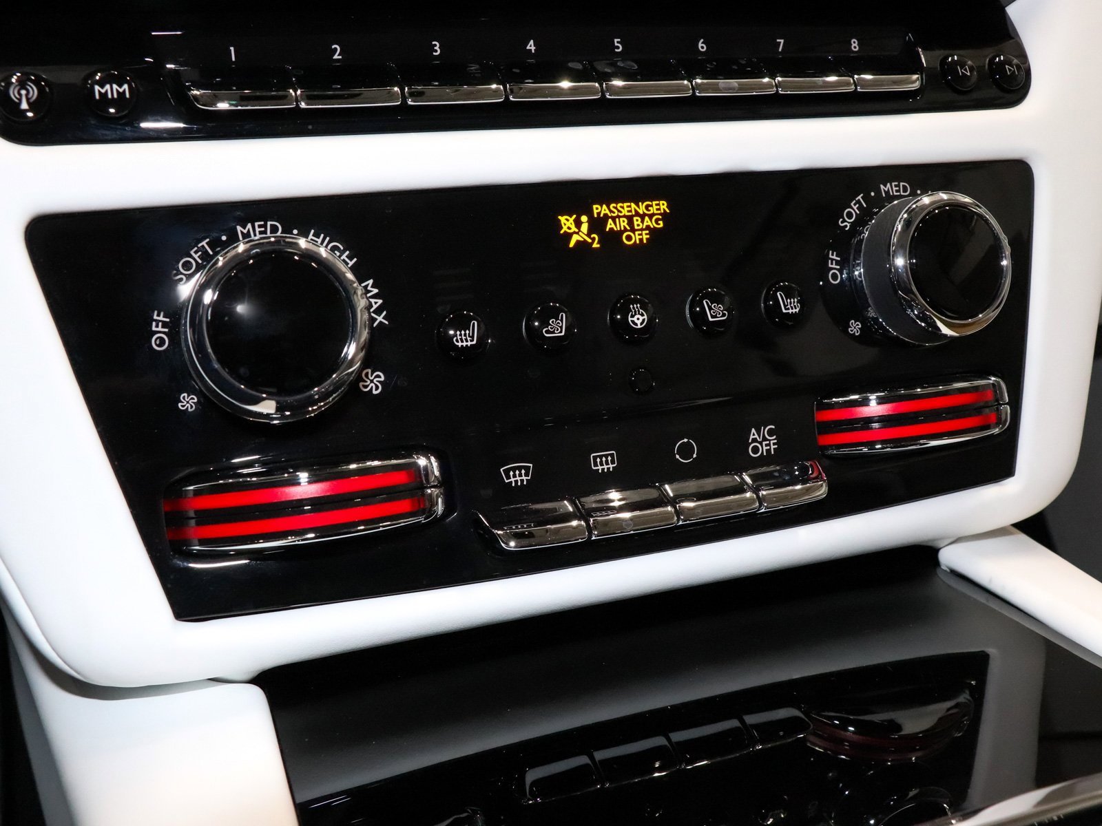 Used 2024 Rolls-Royce Spectre w/ Spectre Launch Package image 55