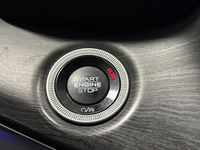 Used 2021 Jeep Grand Cherokee L Overland w/ Advanced Protech Group III image 24