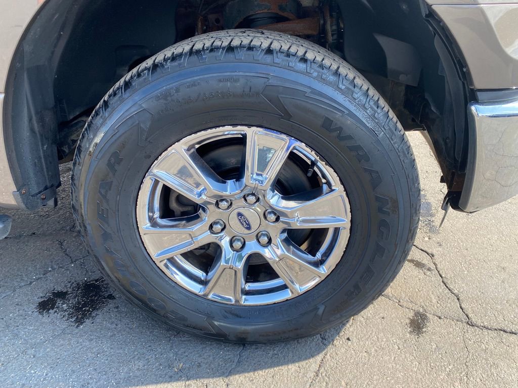 Used 2016 Ford F150 XLT w/ XTR Package image 30