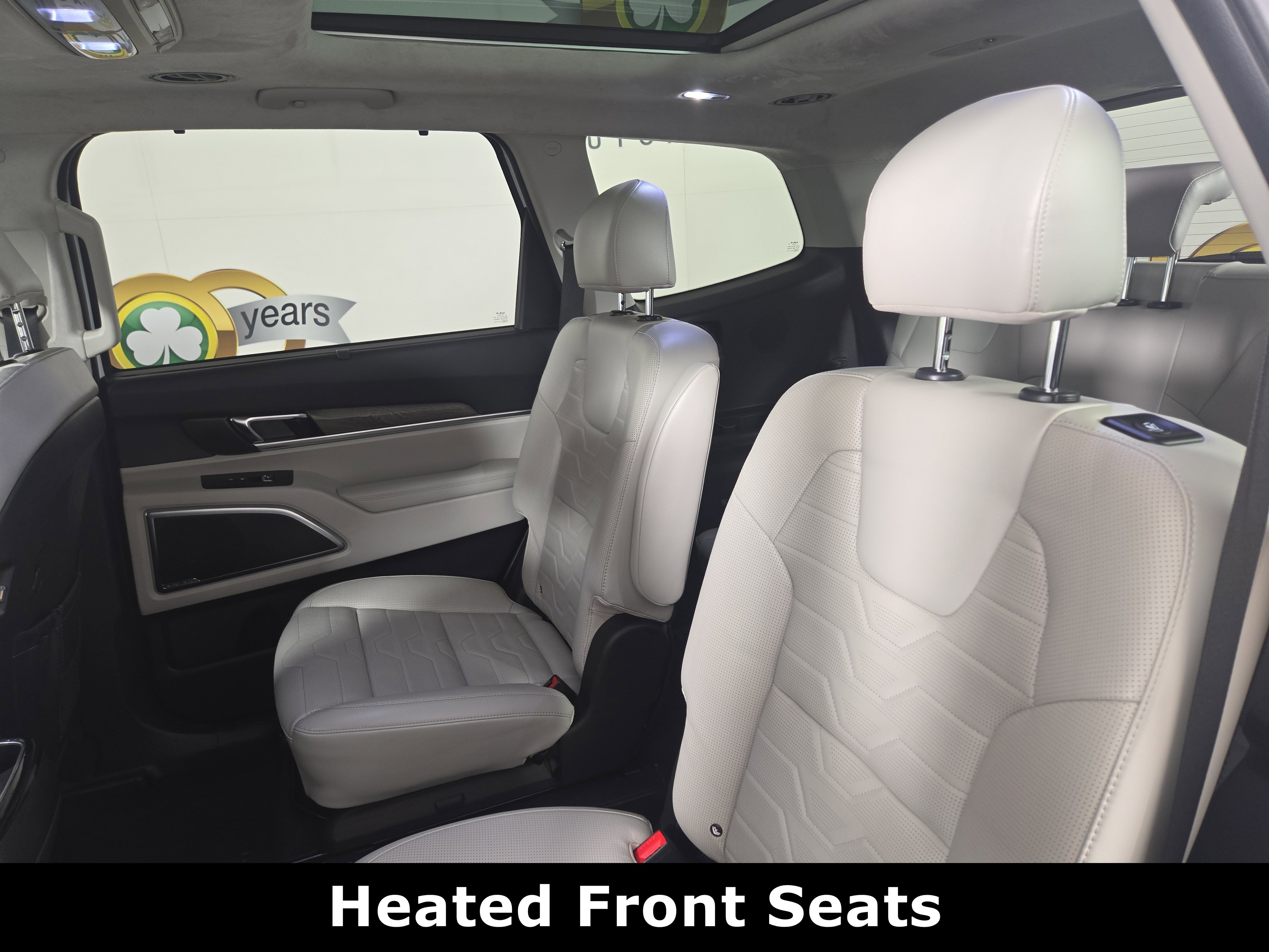 Used 2022 Kia Telluride SX w/ SX Prestige Package image 11