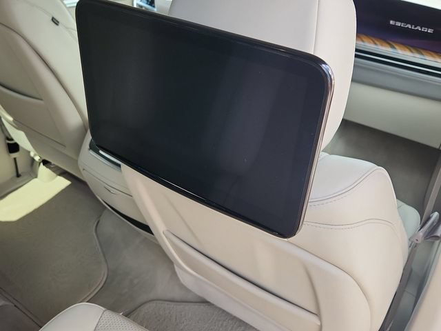 Used 2025 Cadillac Escalade ESV Sport Platinum AWD/4WD image 29