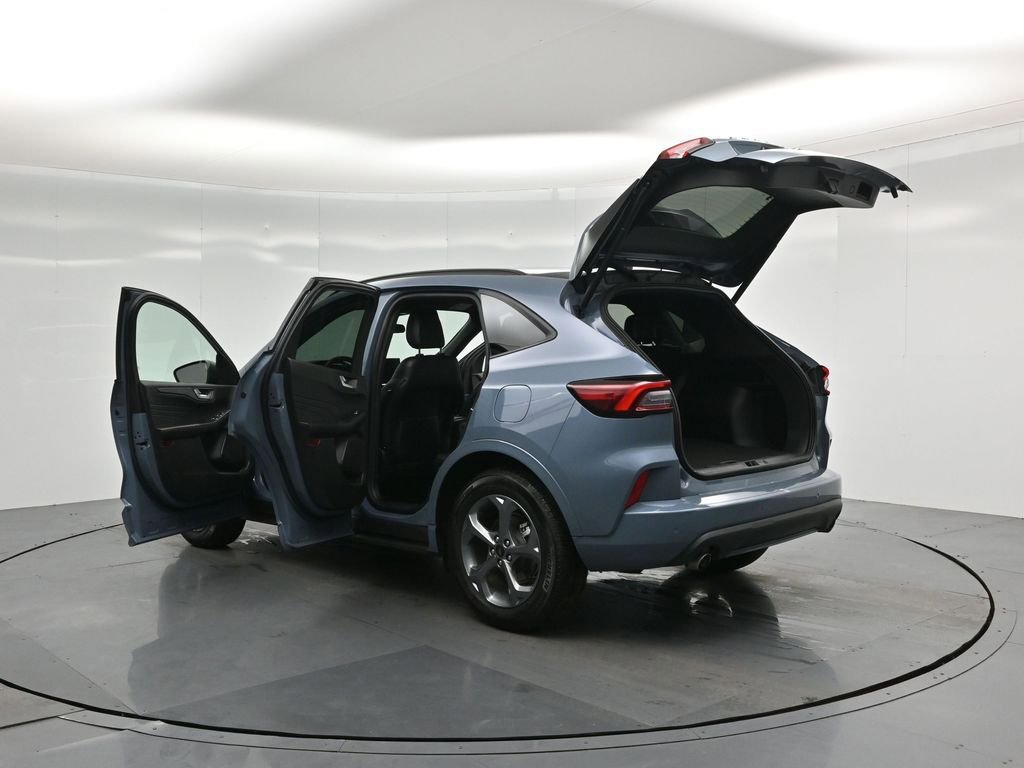 Certified 2023 Ford Escape ST-Line w/ Tech Pack #1 image 36