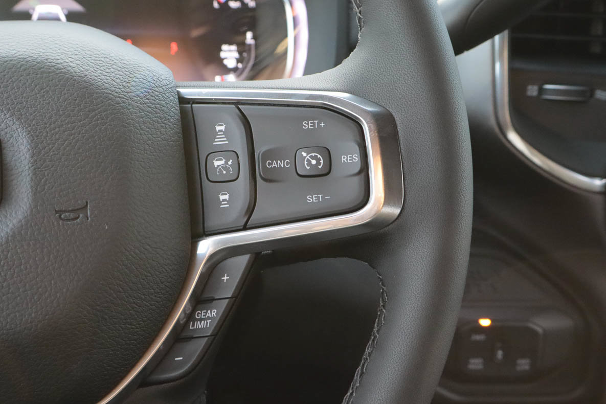 New 2027 RAM 3500 Laramie AWD/4WD image 35