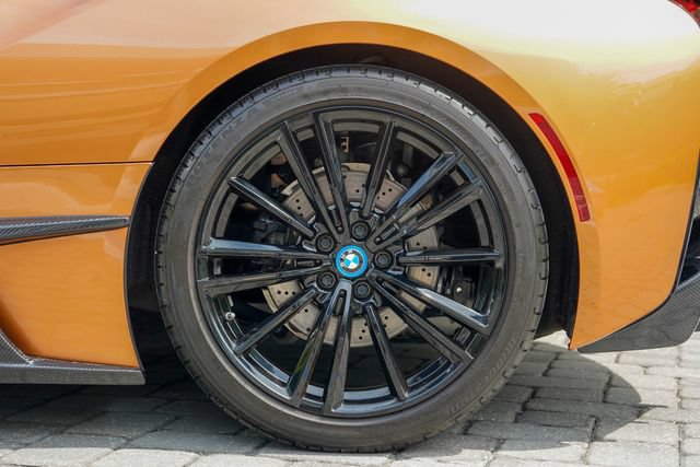 Used 2019 BMW i8 Roadster AWD/4WD image 17
