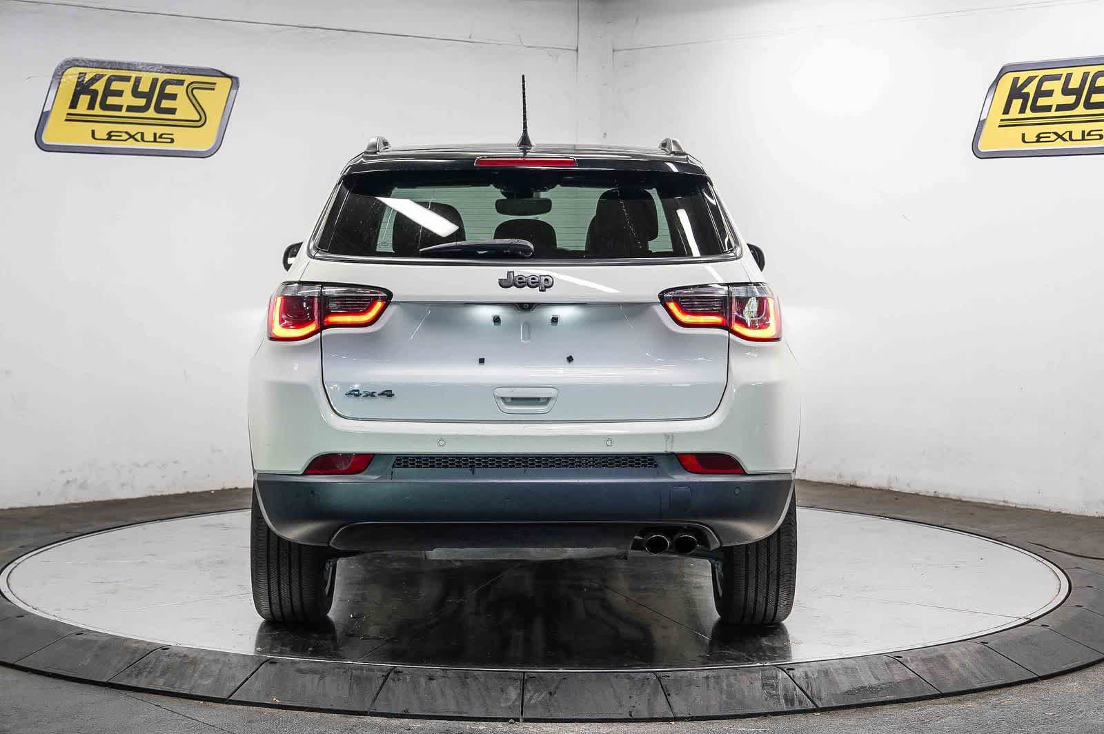 Used 2020 Jeep Compass High Altitude AWD/4WD image 3