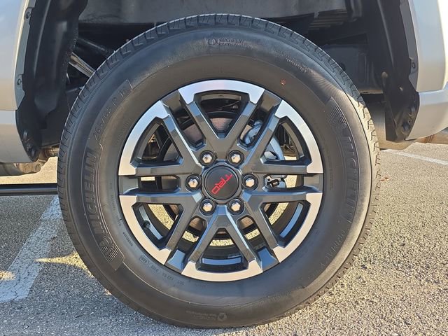 Certified 2025 Toyota Tacoma TRD Sport image 33