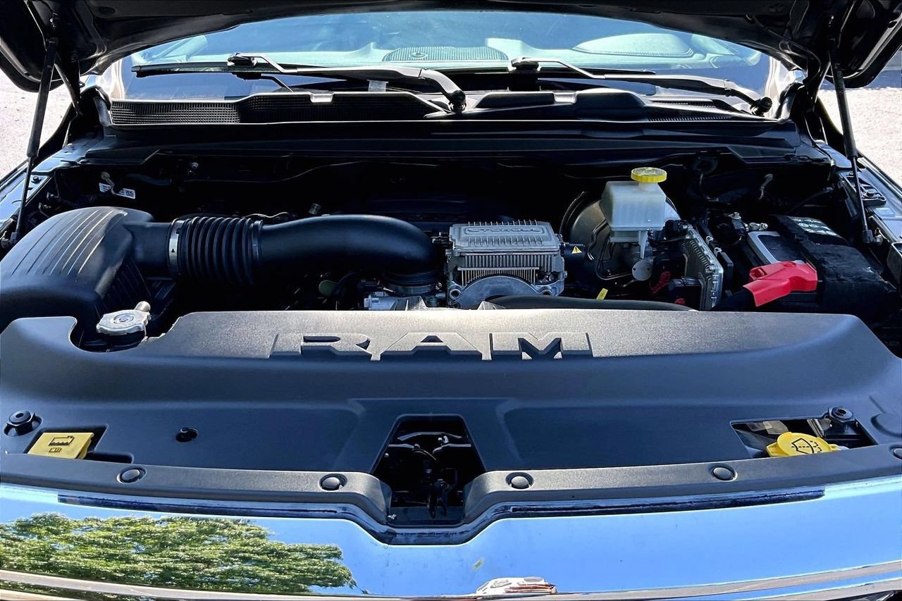 Used 2022 RAM 1500 Laramie AWD/4WD image 35
