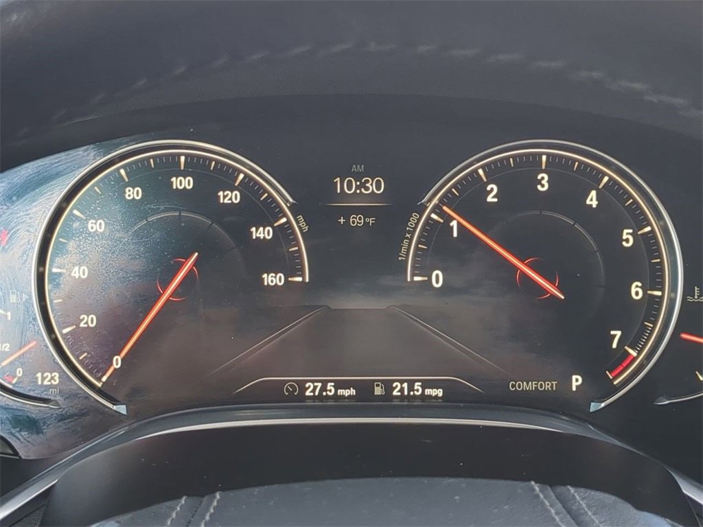 Used 2018 BMW 740i xDrive image 29