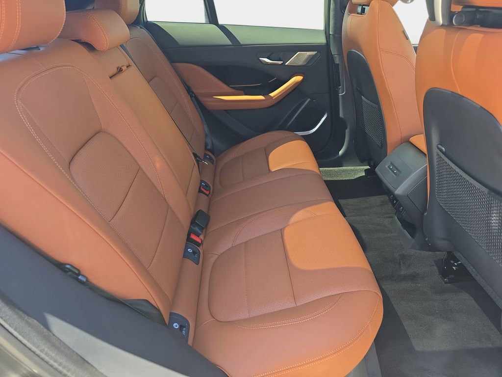 Certified 2024 Jaguar I-PACE R-Dynamic HSE image 11