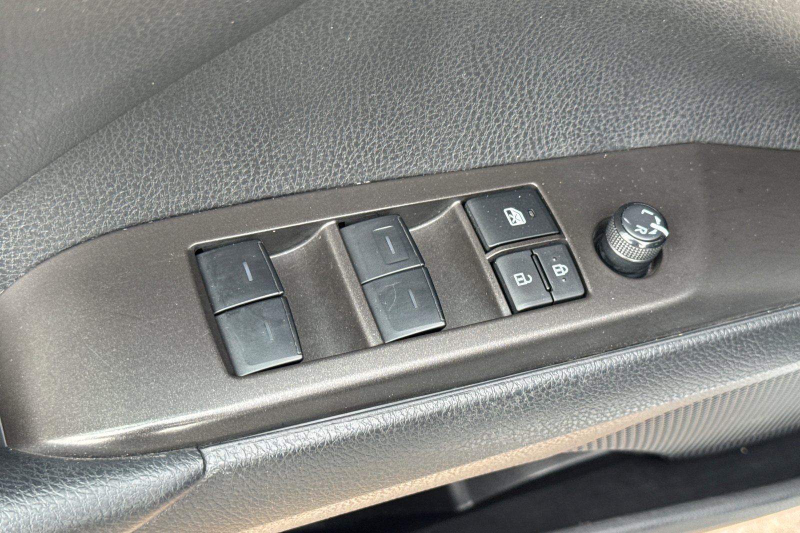 Certified 2024 Toyota Camry SE FWD image 14