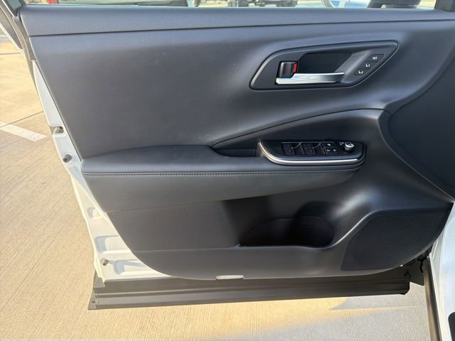 Certified 2023 Toyota Crown AWD/4WD image 9