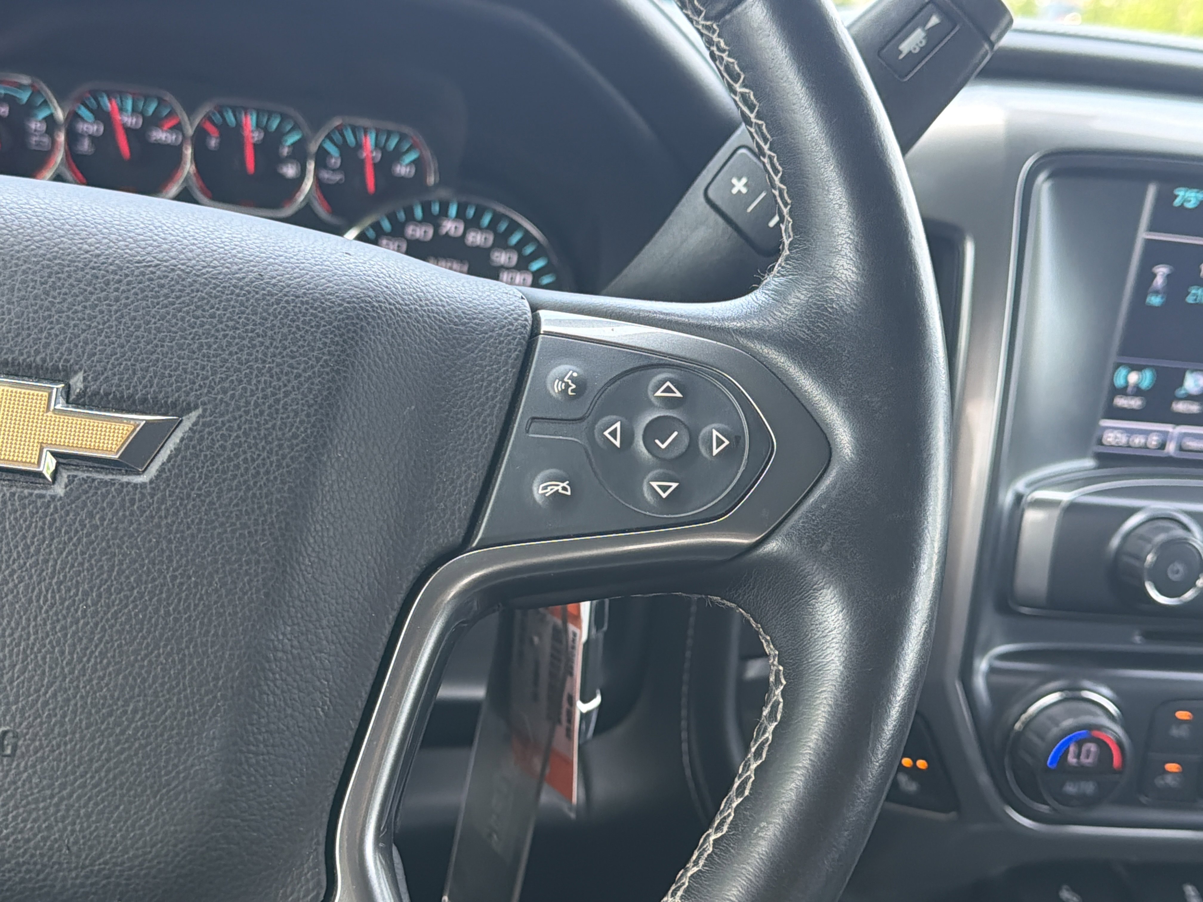 Used 2017 Chevrolet Silverado 1500 LTZ w/ Sport Package AWD/4WD image 19