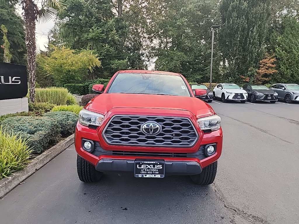 Used 2021 Toyota Tacoma TRD Off-Road w/ Technology Package AWD/4WD image 7
